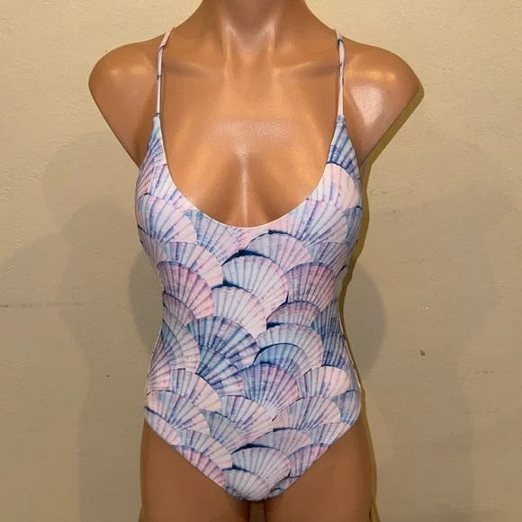 NWT super cute one piece swimsuit by Dolce Vite Lavender - Picture 2 of 4